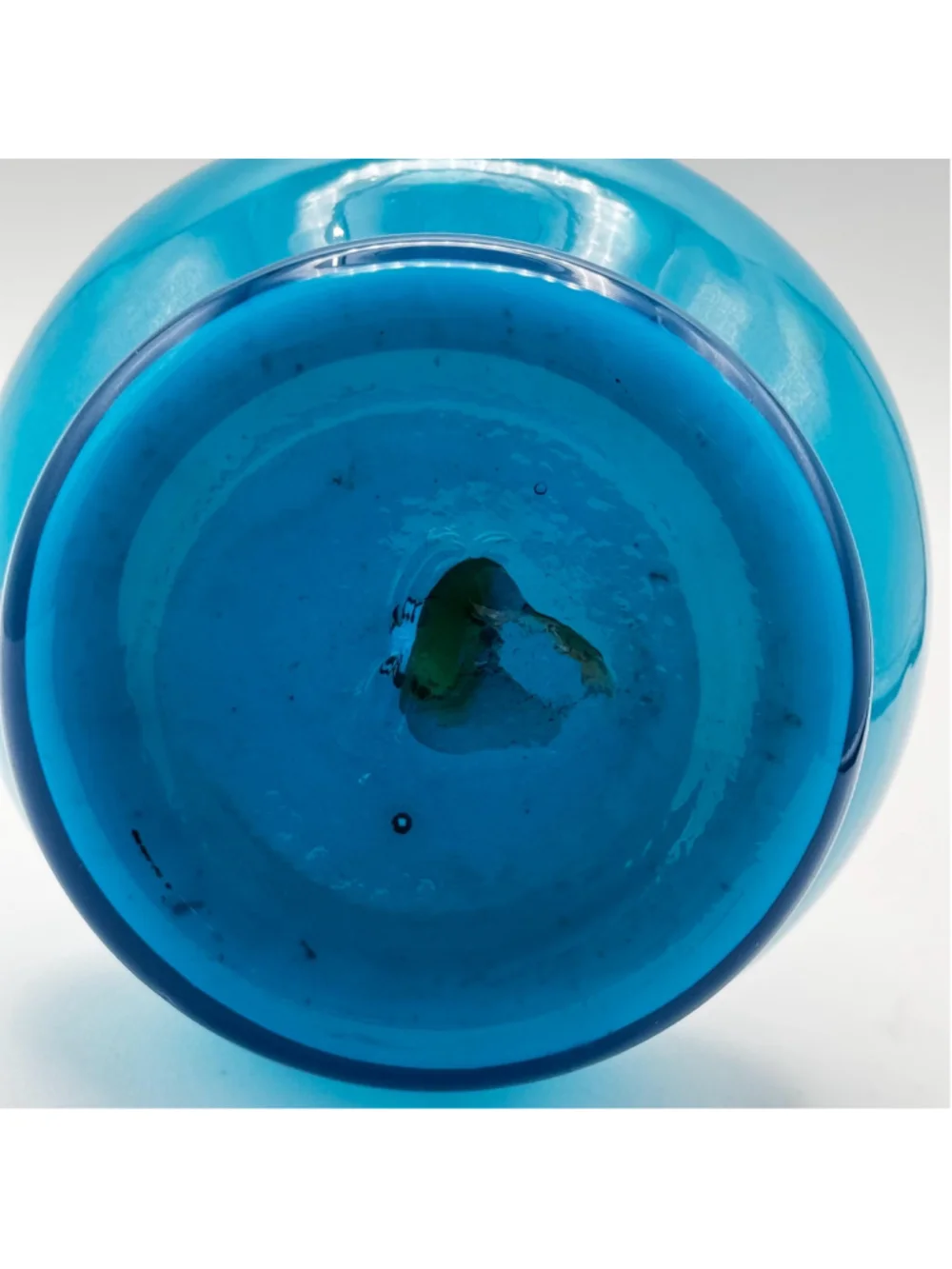 Hand Blown Glass Vase – Turquoise Aqua Spiral Optic Ruffled Rim 9”